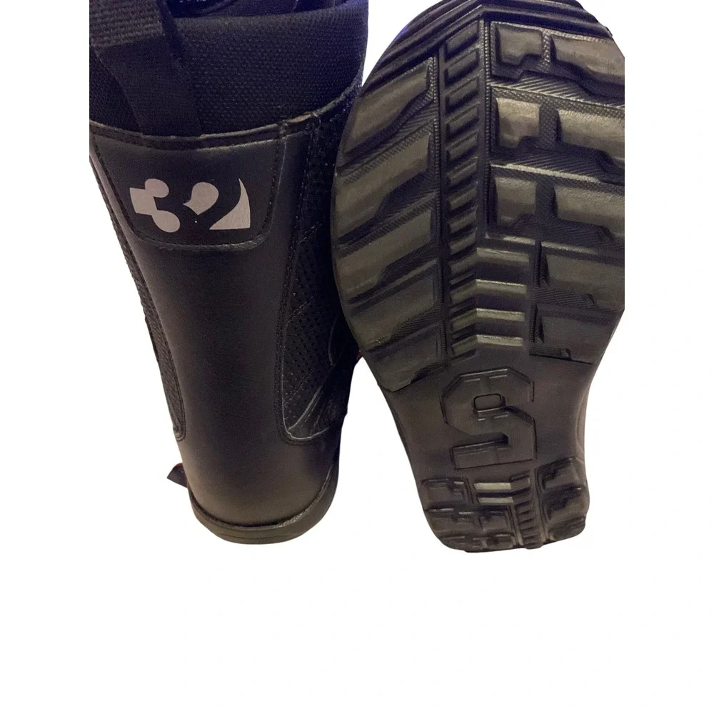 ThirtyTwo Snowboard Boots Black Intuition Heat Moldable Liners‎ size 9 women